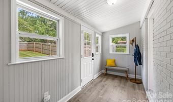 3123 Edsel Pl, Charlotte, NC 28205