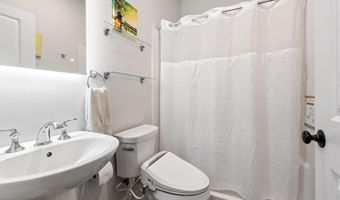 324 Old Harvard Rd, Boxborough, MA 01719