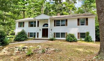162 Keach Pond Dr, Glocester, RI 02814