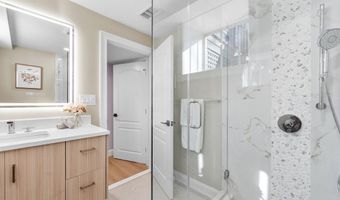 2 Draper Ave 2, Arlington, MA 02474