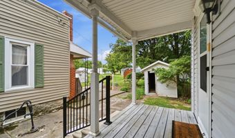 549 N Gilbert St, Ada, OH 45810