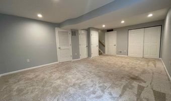 3834 13TH St N, Arlington, VA 22201