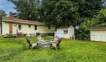 17 Pine St, Bellingham, MA 02019