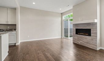 2717 Bristol Ridge Dr, Ann Arbor, MI 48105