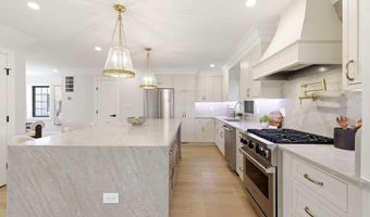 5023 FULTON St NW, Washington, DC 20016
