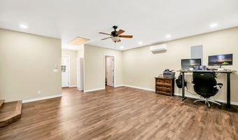 41800 MADRONE St, Springfield, OR 97478