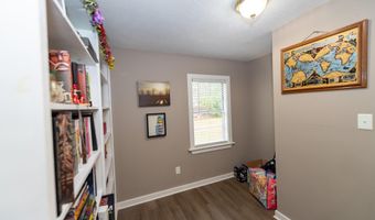 1025 Paradise Rd, Ball, LA 71405