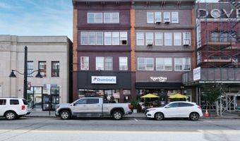 28 W Blackwell St, Andover, NJ 07801