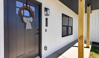 171 Fox Hall Dr, Amherst, VA 24521