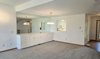 2782 Maitland Dr, Ann Arbor, MI 48105