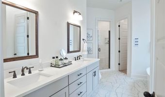 6060 HUNTERS HILL Ln, Auburn, AL 36830