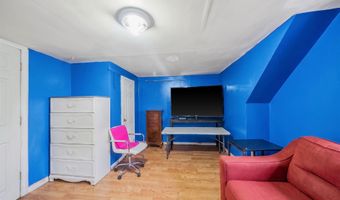 366 Albany Ave, Amityville, NY 11701