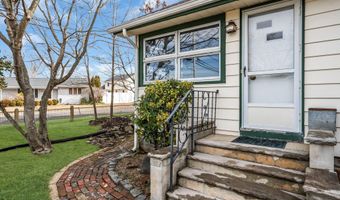 501 Cable Ave, Beachwood, NJ 08722