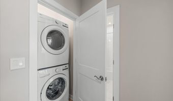 20316 NEWFOUNDLAND Sq, Ashburn, VA 20147