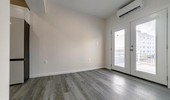 917 EMERSON St NW, Washington, DC 20011