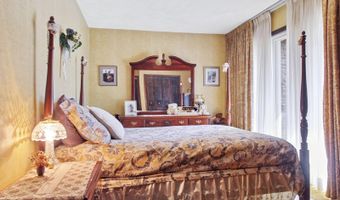 60 Abena Shr, Belgrade, ME 04917