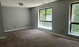 1713 GAINESVILLE St SE 101, Washington, DC 20020
