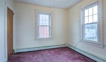 3 Myrtle Ave, Andover, NJ 07801