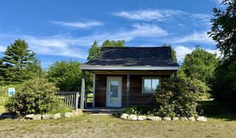 90 Searsport Ave, Belfast, ME 04915