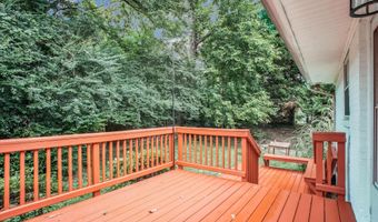 7116 WAYNE Dr, Annandale, VA 22003