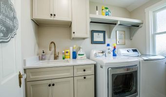 110 E Brashear Ave, Bardstown, KY 40004