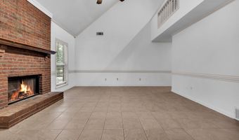 2957 VALLEY LAKE Dr, Bartlett, TN 38135