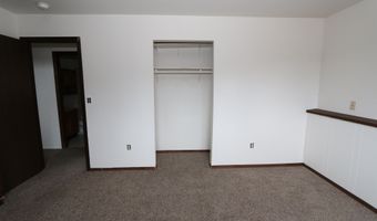 17925 Kantishna Dr, Eagle River, AK 99577