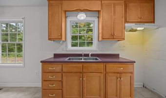 1218 Early Station Rd, Aulander, NC 27805