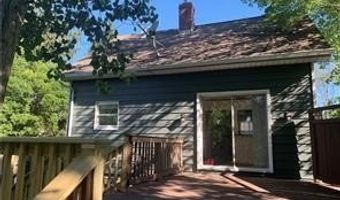 1015 Moneta Ave, Aurora, OH 44202