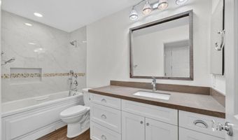 6050 Henderson Dr 33, La Mesa, CA 91942