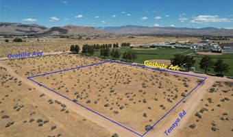 35 Tenaya Rd, Apple Valley, CA 92307