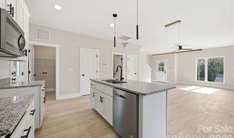 1433 Hilltop St, Albemarle, NC 28001