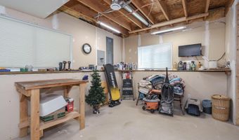 152 Summit Dr, Allegan, MI 49010