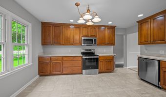 111 N FAIRFIELD Dr, Dover, DE 19901