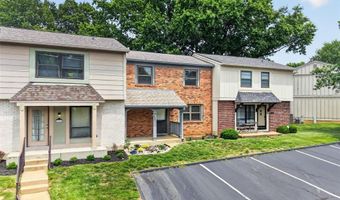 2358 Hidden Meadow Ln, Ballwin, MO 63021