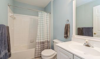 4 Osprey Ln, Bayville, NJ 08721