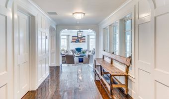 335 Town Ln, Amagansett, NY 11930