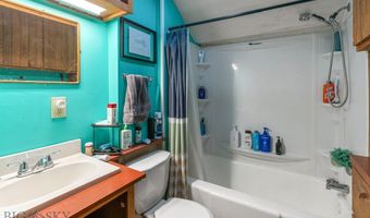 818 S 7th Ave, Bozeman, MT 59715
