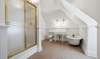 211 Cedar Ave, Allenhurst, NJ 07711