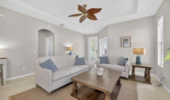 208 OCEANIA Ct, Apollo Beach, FL 33572