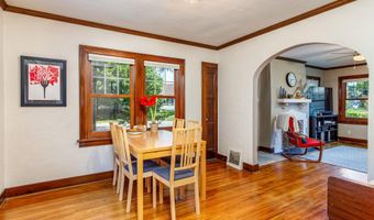1019 Harding Ave, Ames, IA 50010