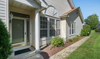 11 Nautical Ct, Bayville, NJ 08721