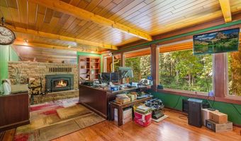 20525 E MOUNTAIN COUNTRY Ln, Brightwood, OR 97011