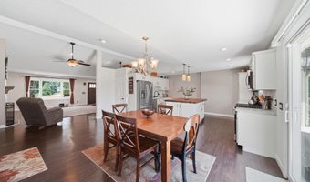 2915 Lee Marie Dr, Adrian, MI 49221