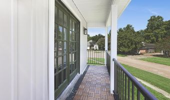 553 Hadley Dr, Baton Rouge, LA 70820
