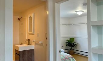 481 Oliphant Ln, Middletown, RI 02842