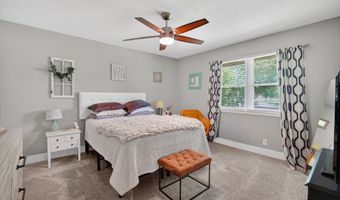 618 SE Lawrence Dr, Ankeny, IA 50021