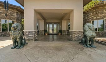 2882 Conestoga Cir, Alpine, CA 91901