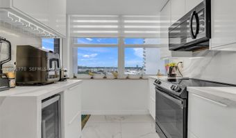 18071 Biscayne Blvd 901, Aventura, FL 33160
