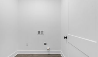 210 N Morgan Ave, Andrews, SC 29510